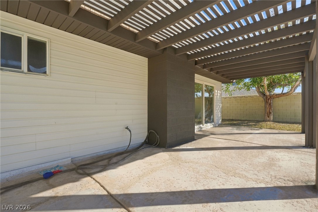 Photo 46 of 54, 7301 Pinedale Avenue