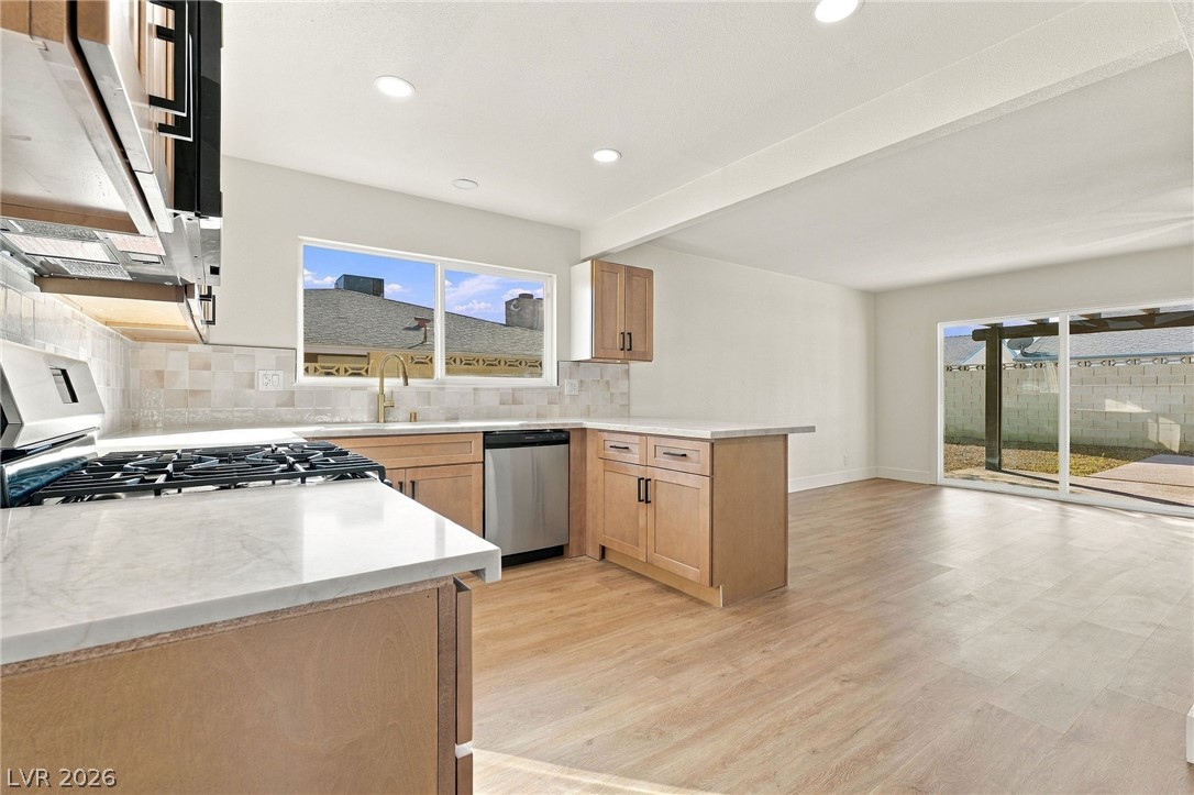 Photo 3 of 7301 Pinedale Avenue