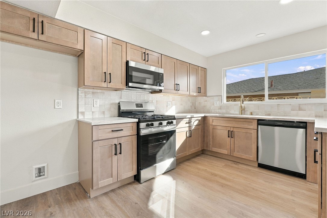 Photo 4 of 7301 Pinedale Avenue