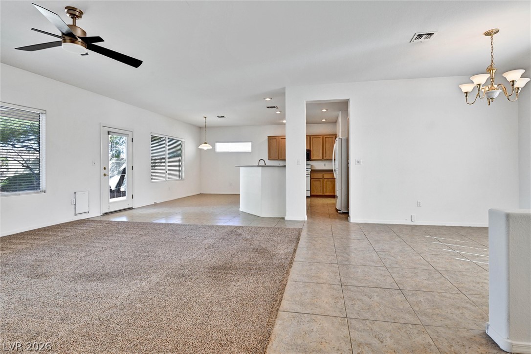 Photo 11 of 38, 2566 Terrytown Avenue