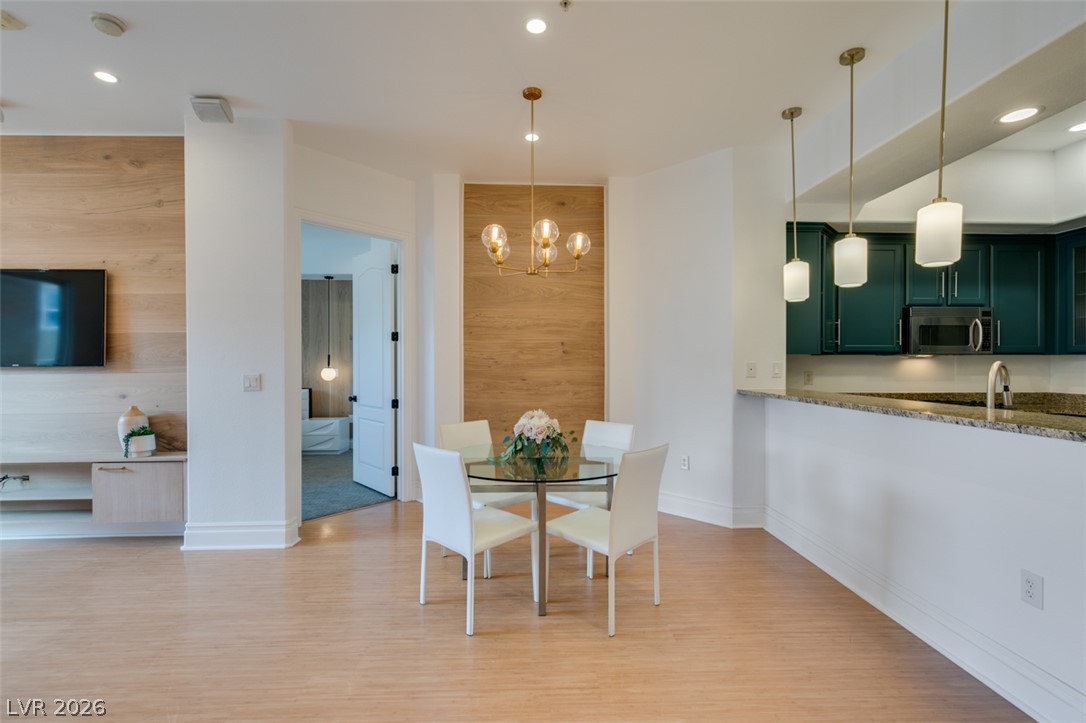 Photo 18 of 41, 50 E Serene Avenue #323