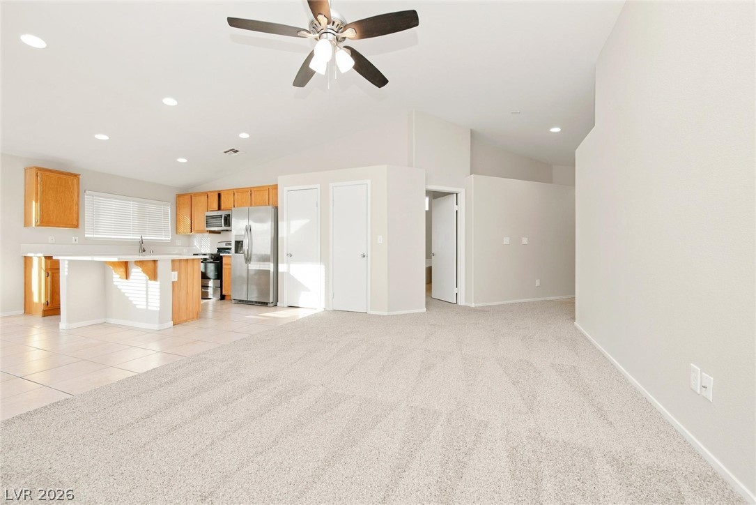 Photo 5 of 617 Lava Beds Way