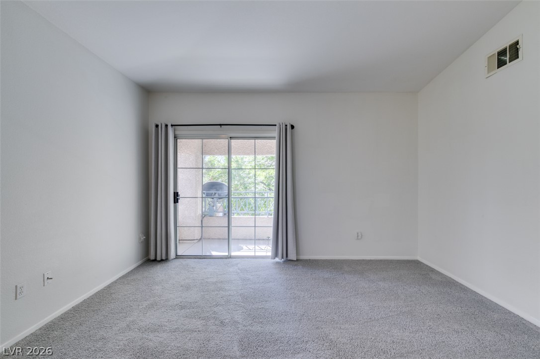Photo 11 of 41, 352 Pine Haven Street #205