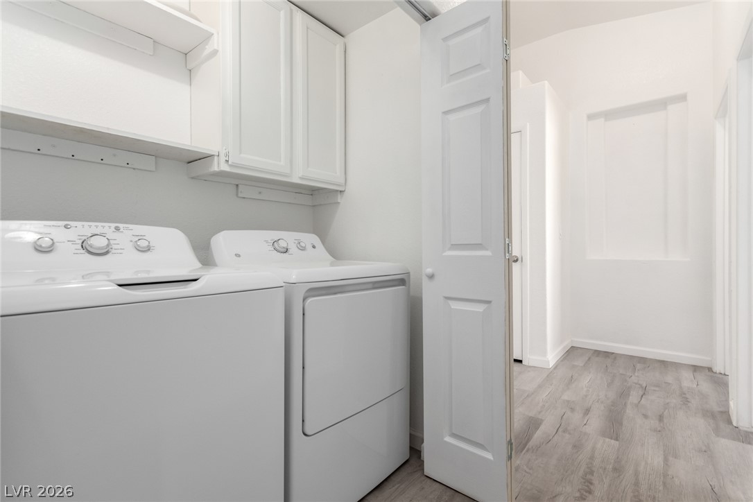Photo 29 of 43, 2110 Los Feliz Street #2015