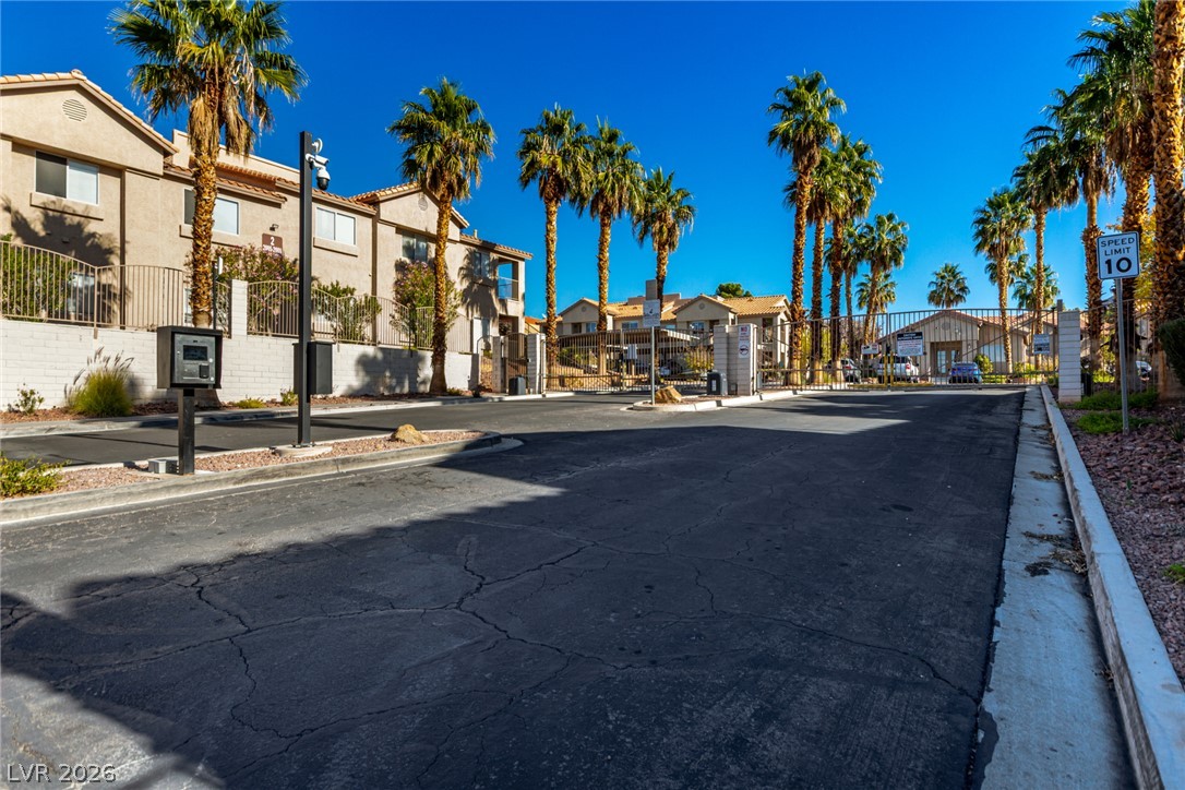 Photo 36 of 43, 2110 Los Feliz Street #2015