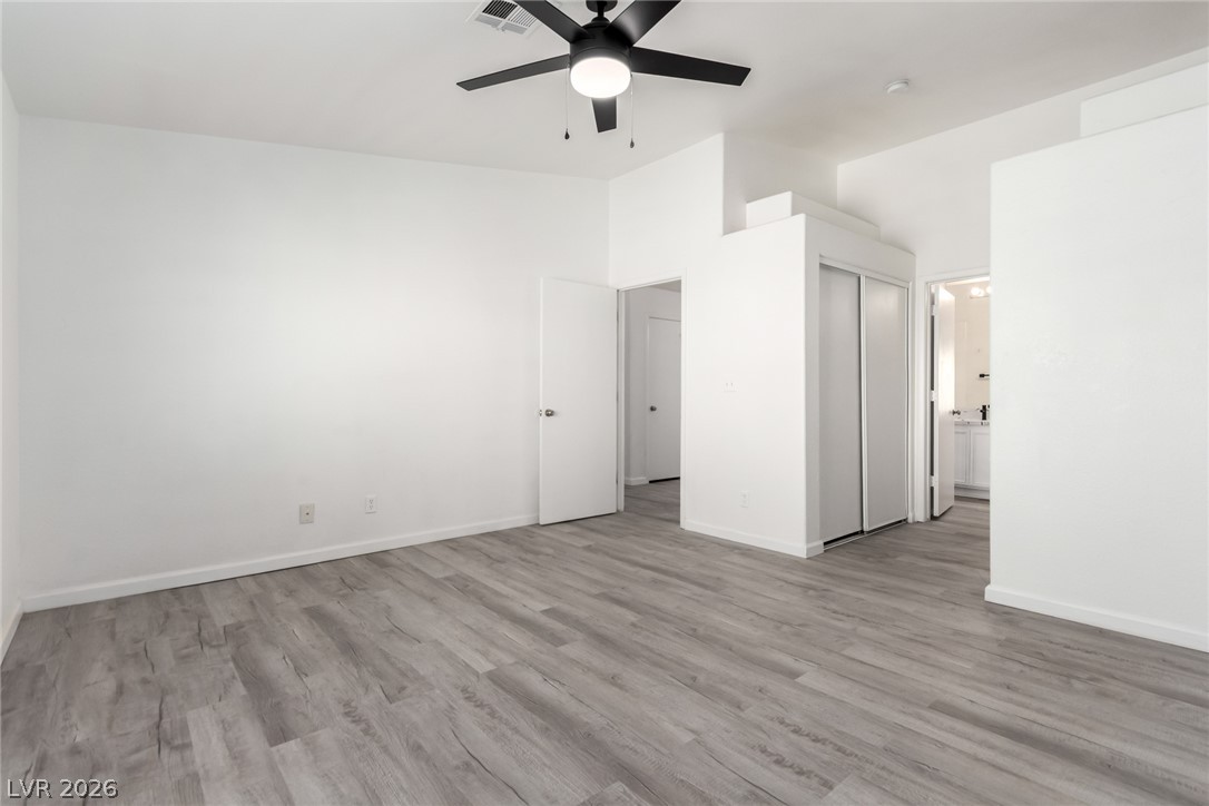 Photo 22 of 43, 2110 Los Feliz Street #2015