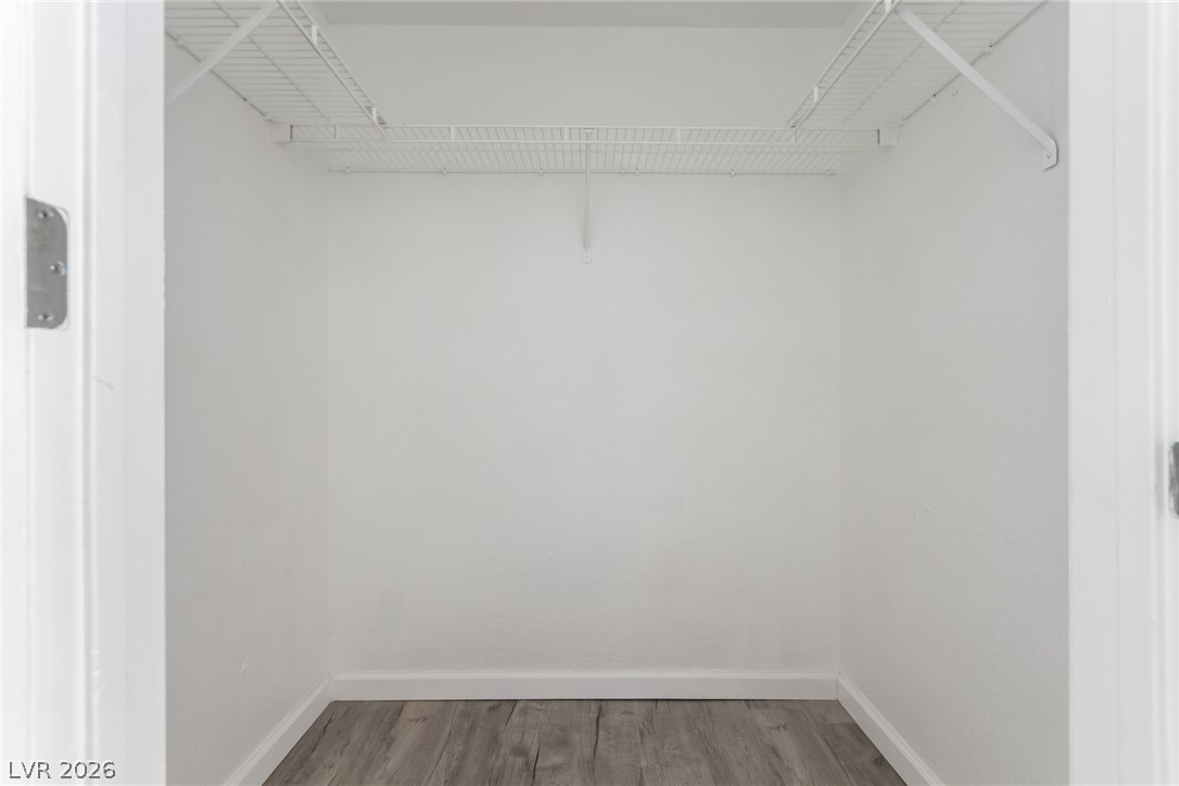 Photo 25 of 43, 2110 Los Feliz Street #2015