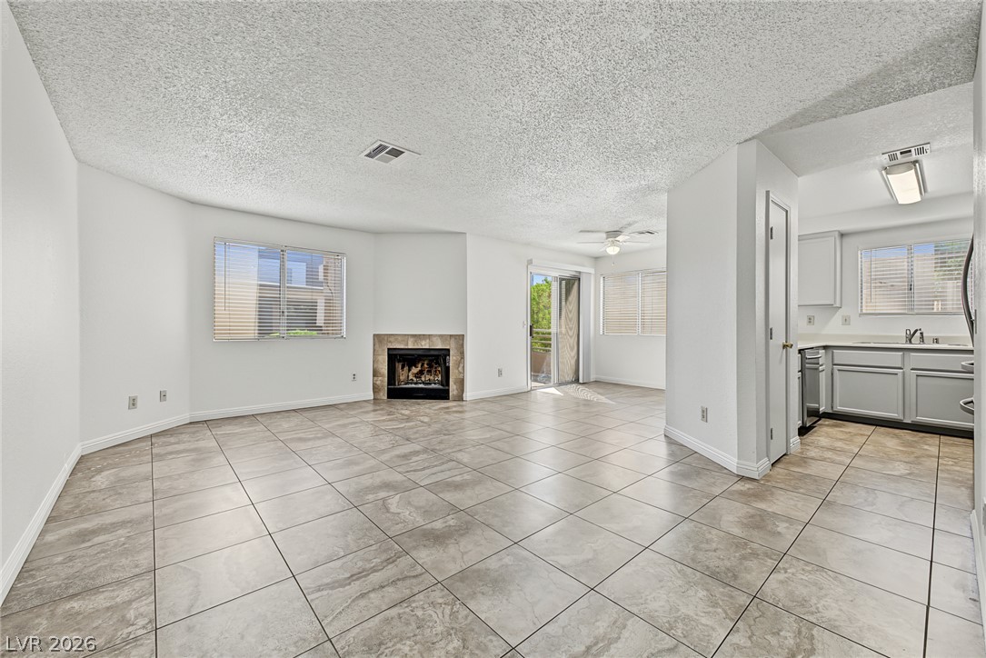 Photo 13 of 33, 6863 Tamarus Street #101