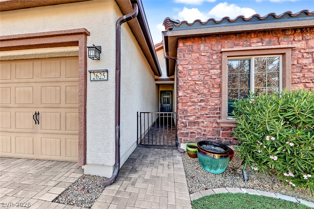 Photo 3 of 2625 Bechamel Place