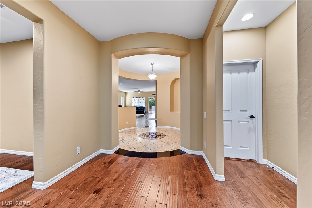 Photo 5 of 2625 Bechamel Place