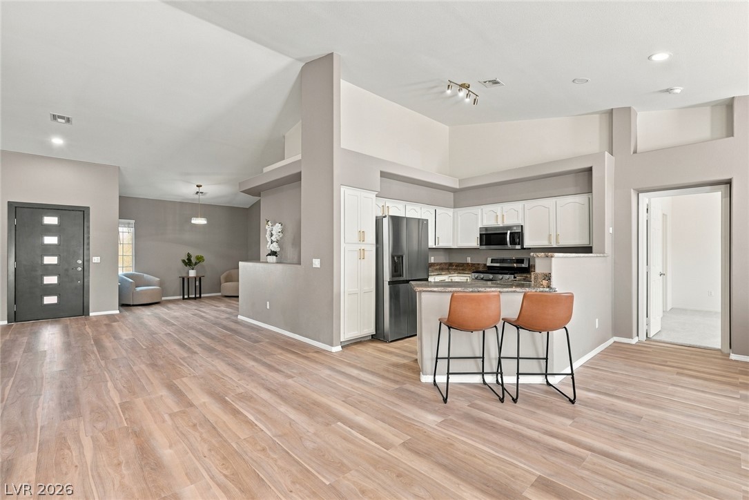 Photo 32 of 43, 8305 Green Clover Avenue