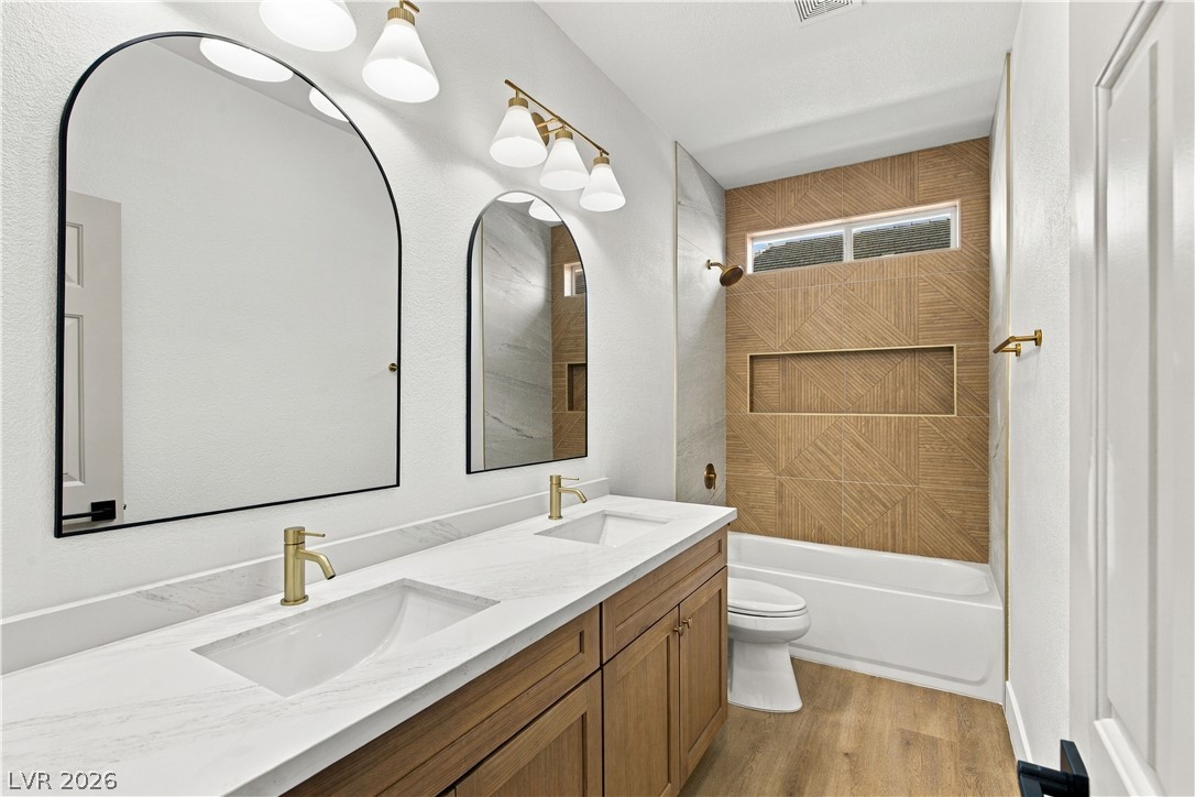 Photo 13 of 37, 8725 Butterchurn Avenue