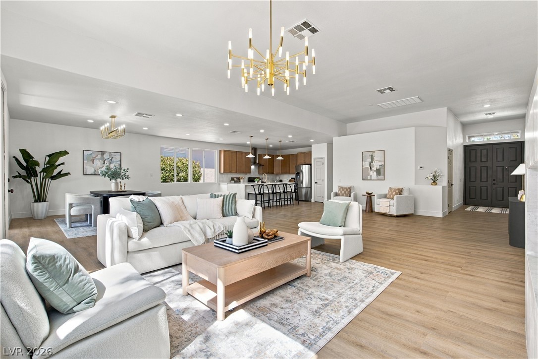 Photo 8 of 37, 8725 Butterchurn Avenue