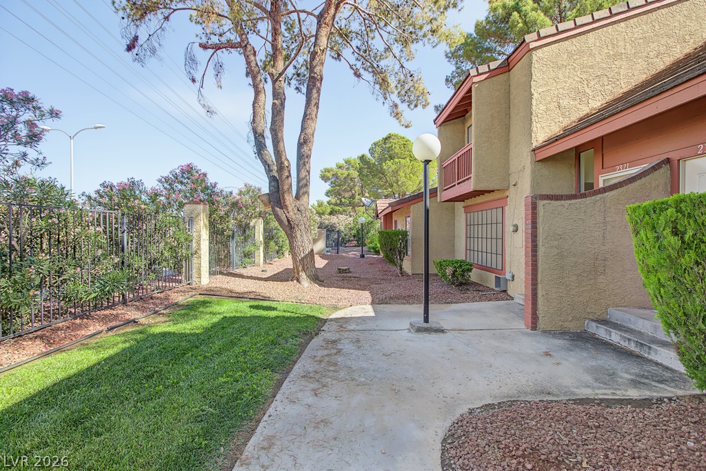Photo 34 of 41, 2371 Pickwick Drive