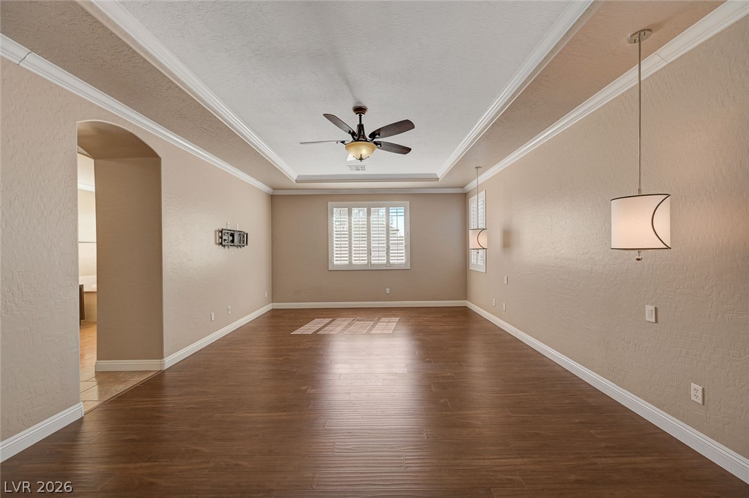 Photo 33 of 69, 7171 Elessar Avenue