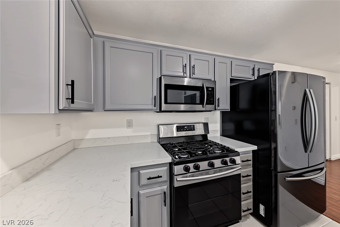 Photo 16 of 40, 7660 W Eldorado Lane #140