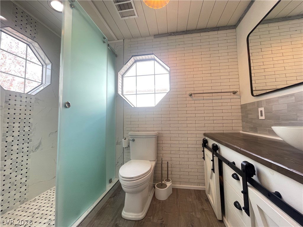 Photo 9 of 16, 3080 Yankee Clipper Drive