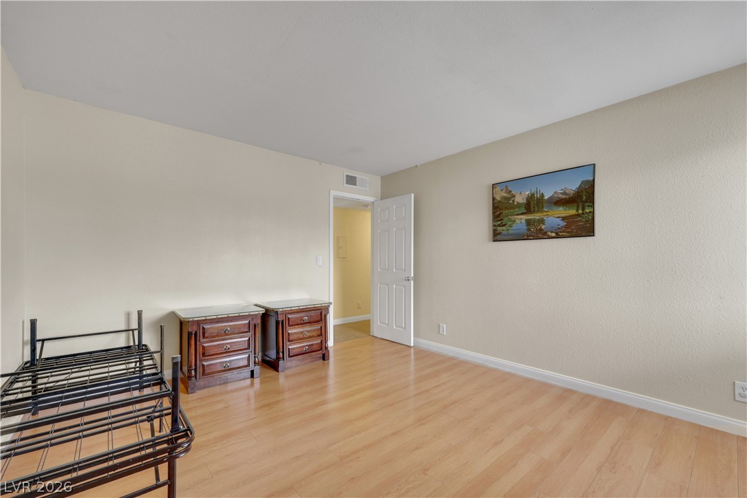 Photo 22 of 30, 1455 E Katie Avenue #L22