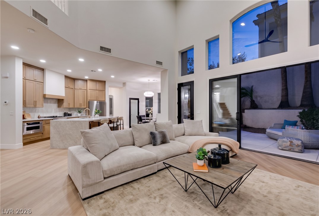 2217 Timber Rose Drive, Las Vegas