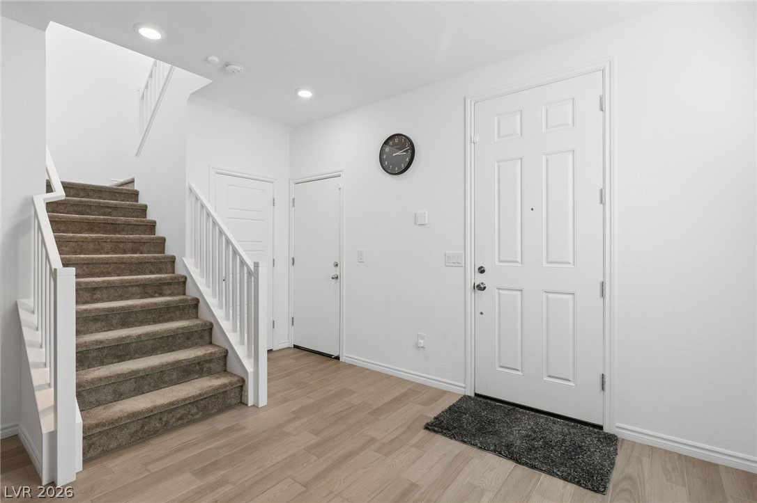 Photo 6 of 59, 3976 Redwood Glen Court