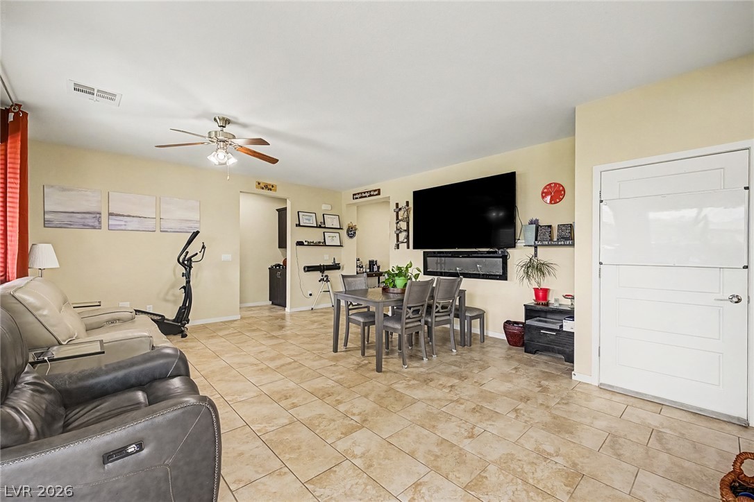 Photo 11 of 34, 4914 E Beacon Ridge Drive