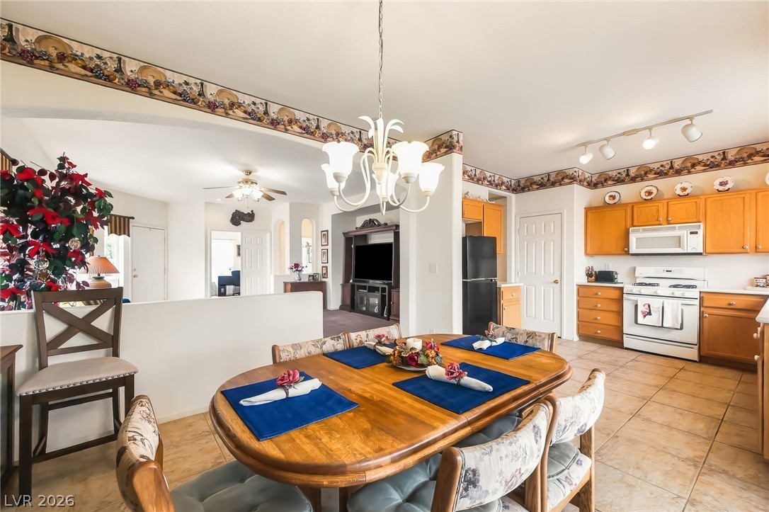 Photo 14 of 54, 2904 Rippling Springs Street