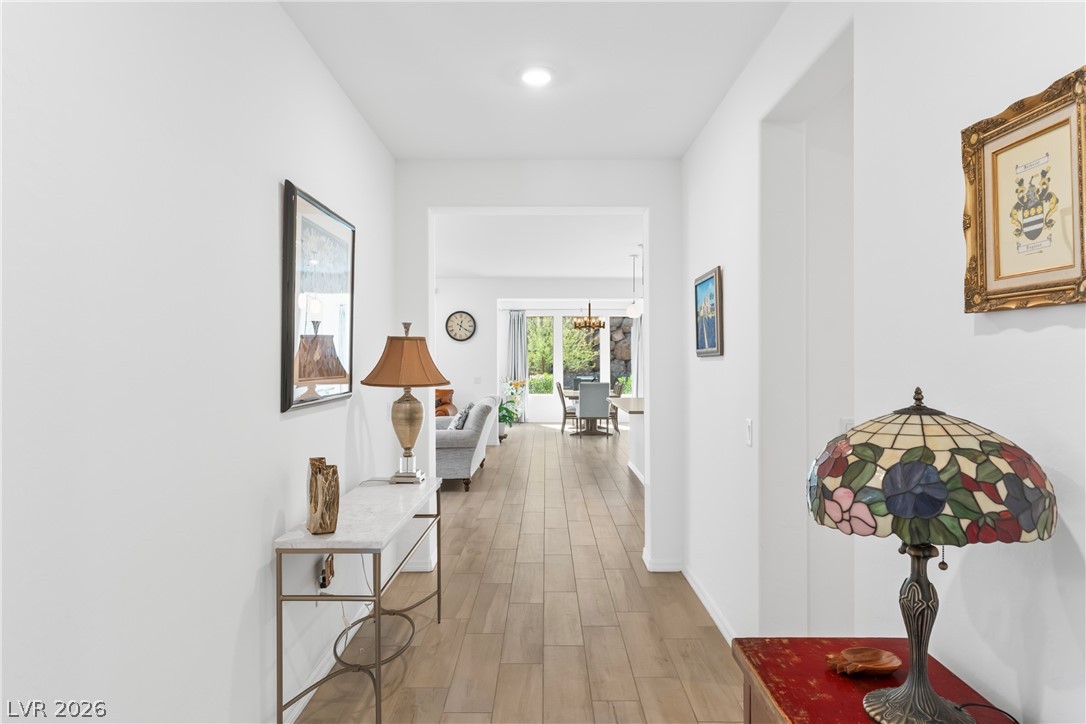 Photo 4 of 247 Sun Glaze Avenue