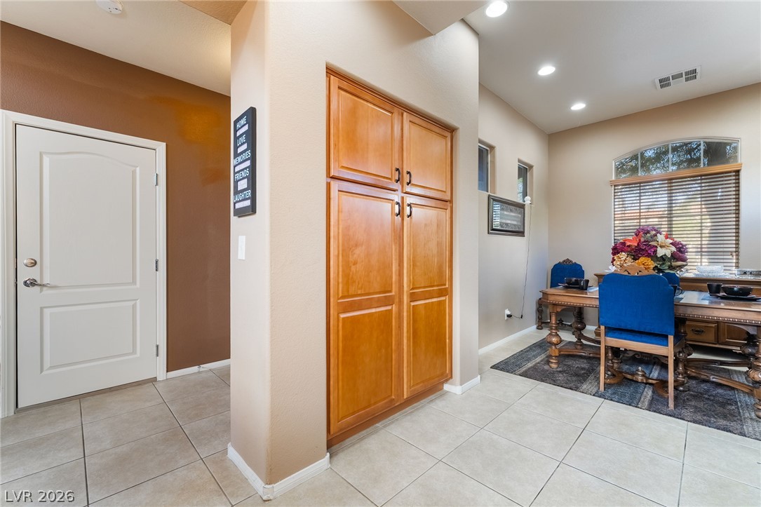 Photo 15 of 39, 10422 Mulvaney Circle