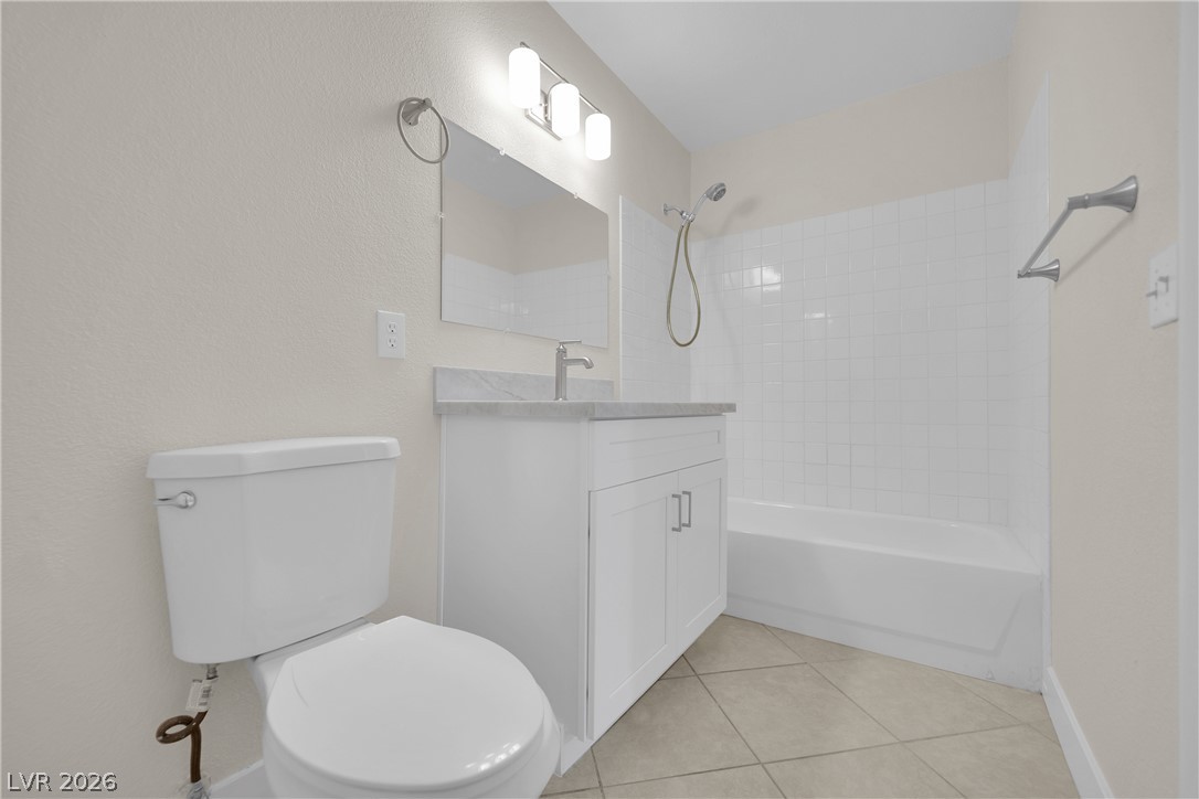 Photo 15 of 28, 7950 W Flamingo Road #1038