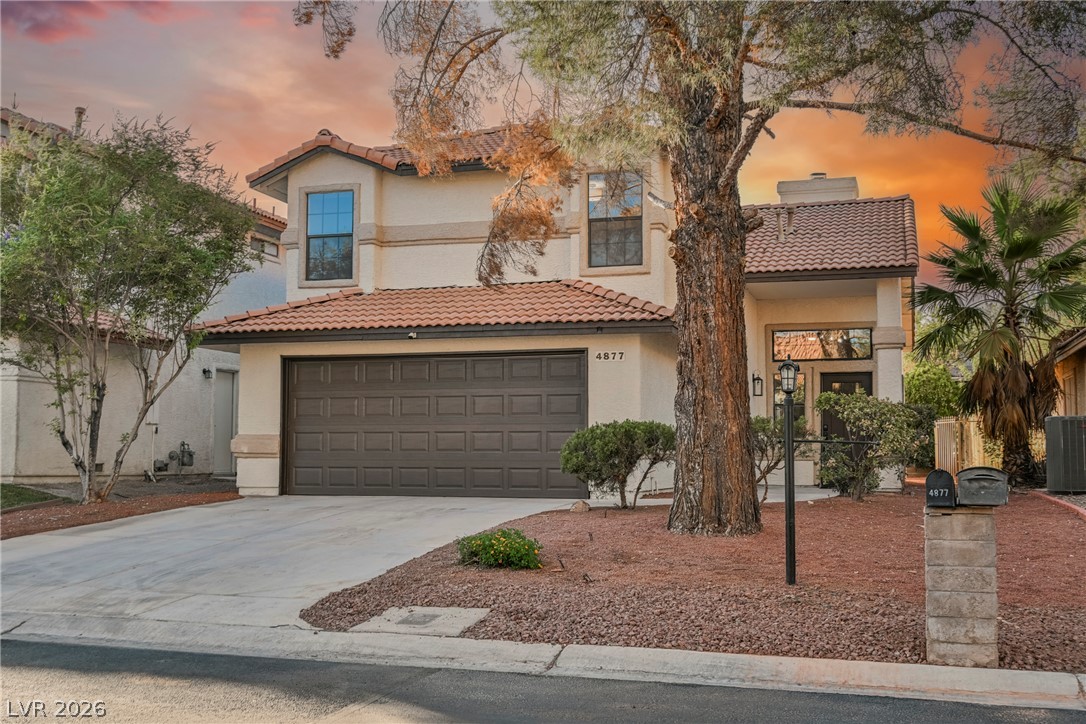 Photo 4 of 4877 Fiesta Lakes Street