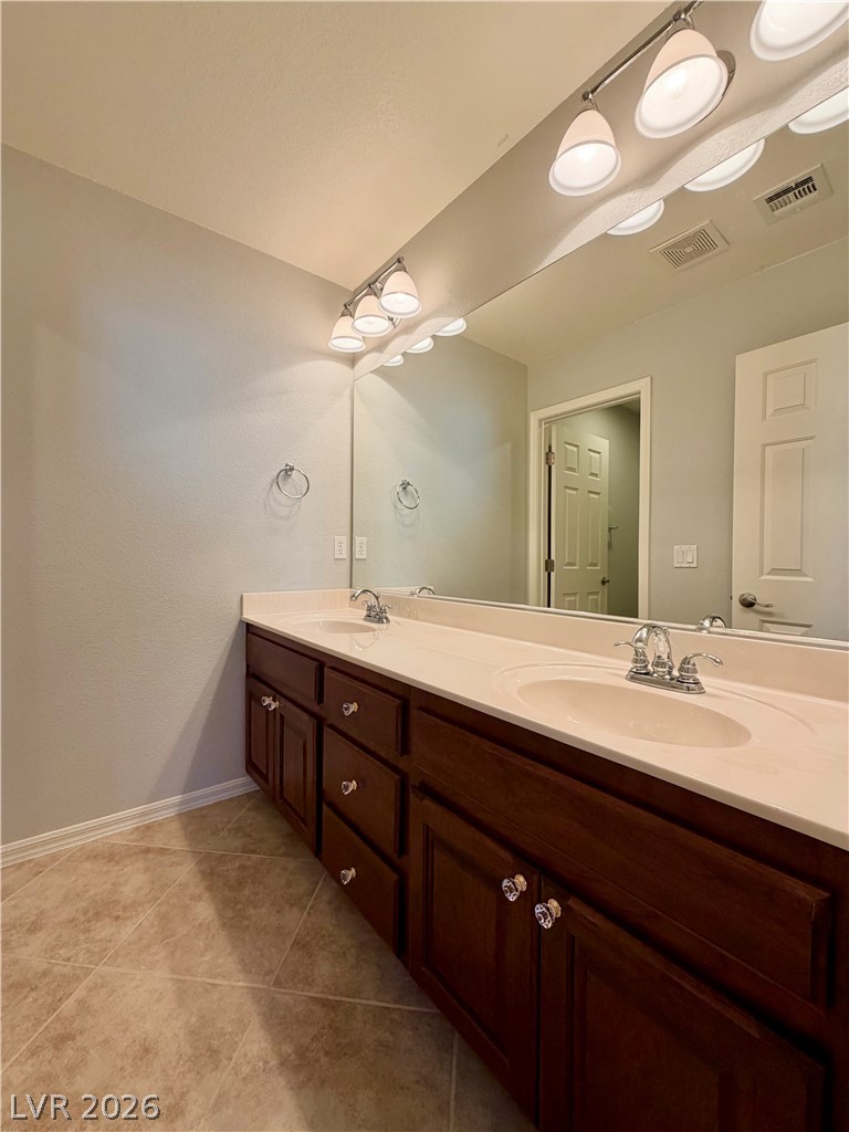 Photo 23 of 33, 11410 Belmont Lake Drive #101