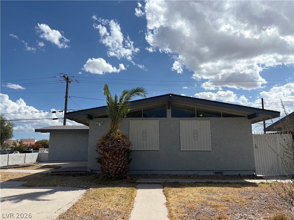 Photo 7 of 38, 5701 Evergreen Avenue