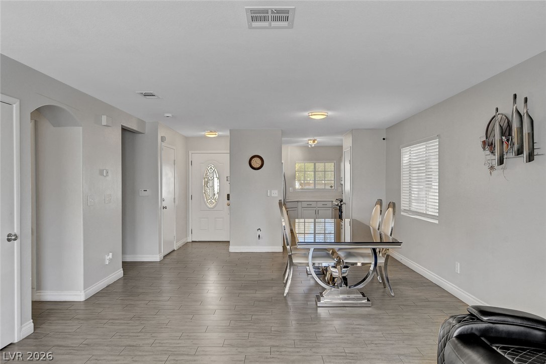 Photo 5 of 1017 Cliffbrook Hedge Avenue