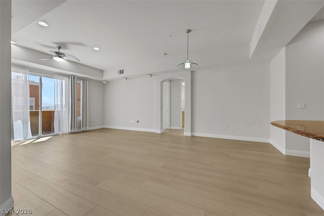 Photo 15 of 33, 26 E Serene Avenue #402