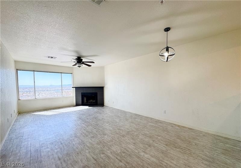 Photo 6 of 14, 2064 Mesquite Lane #303