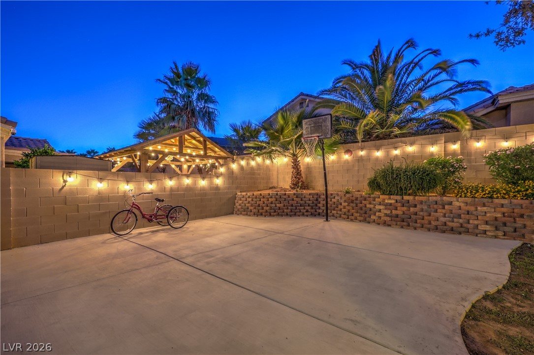 Photo 4 of 3541 Round Valley Way