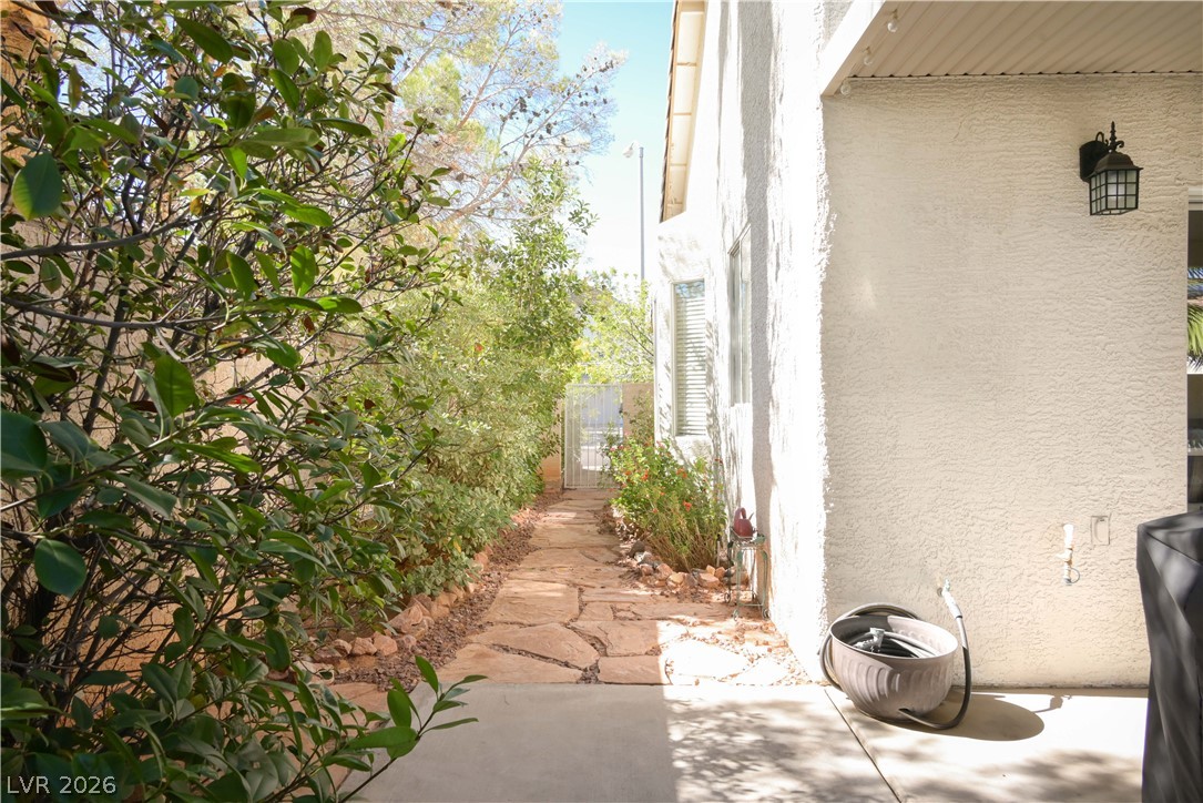 Photo 39 of 42, 2047 Smoketree Village Circle