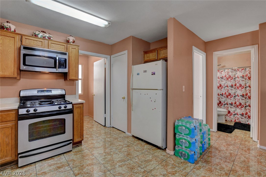 Photo 14 of 47, 810 Bladensburg Street