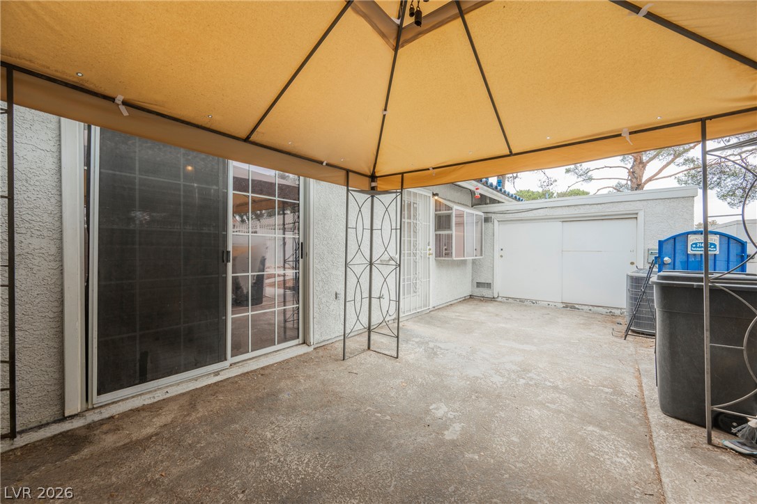 Photo 33 of 46, 2141 Twickenham Place #C