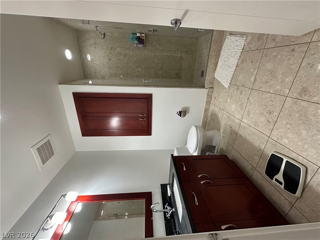 Photo 26 of 65, 4575 Dean Martin Drive #2907