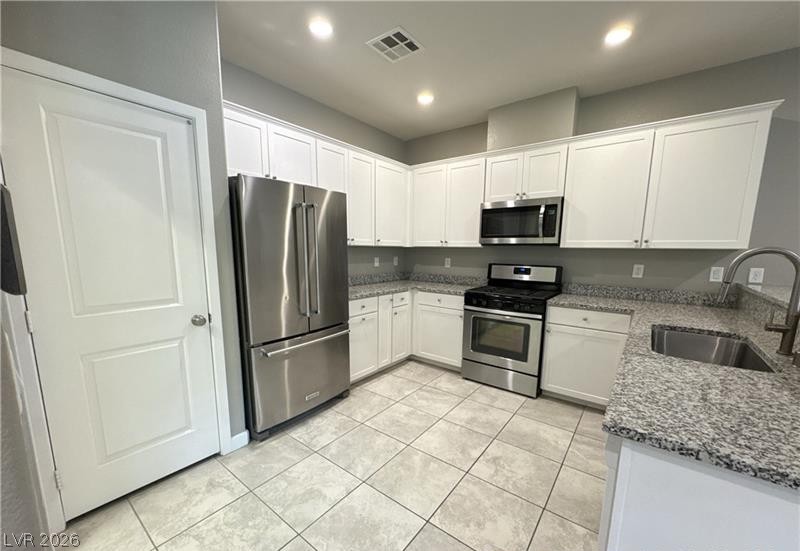 Photo 9 of 24, 3162 Arco Avenue