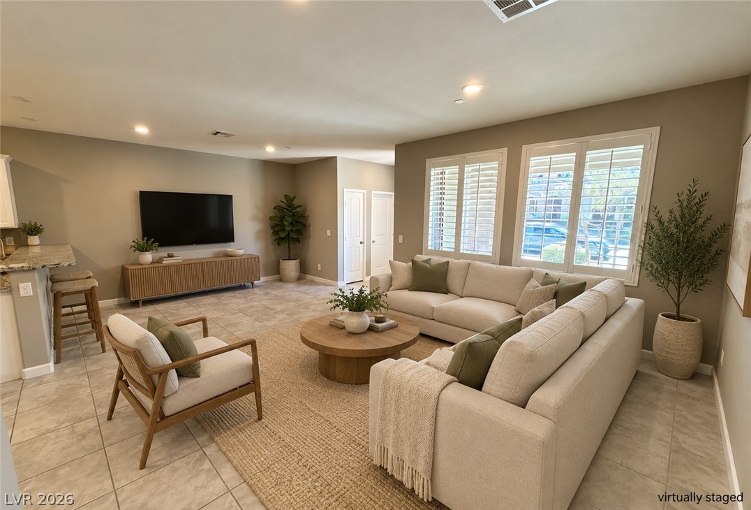 Photo 6 of 24, 3162 Arco Avenue