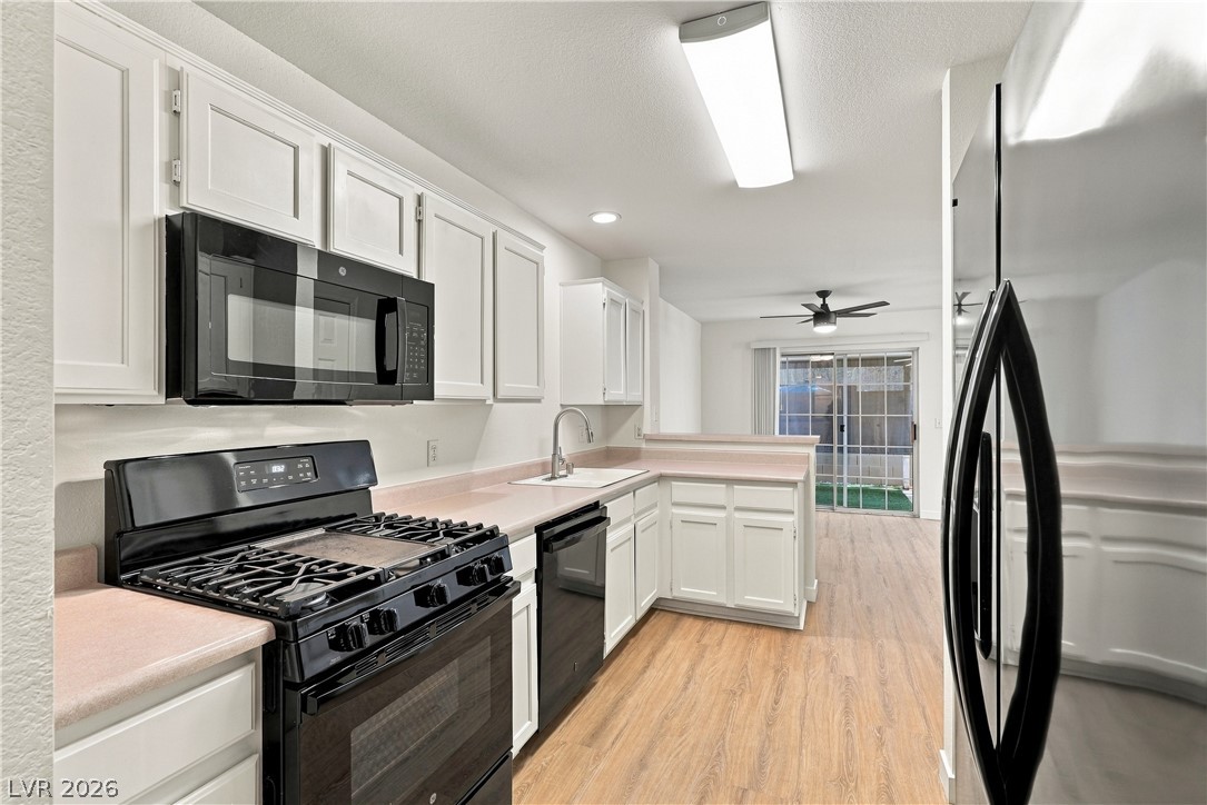 Photo 7 of 27, 690 Corte Madera Avenue