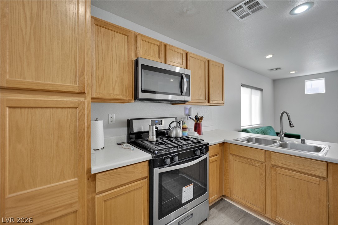 Photo 9 of 32, 7347 Aquifer Street