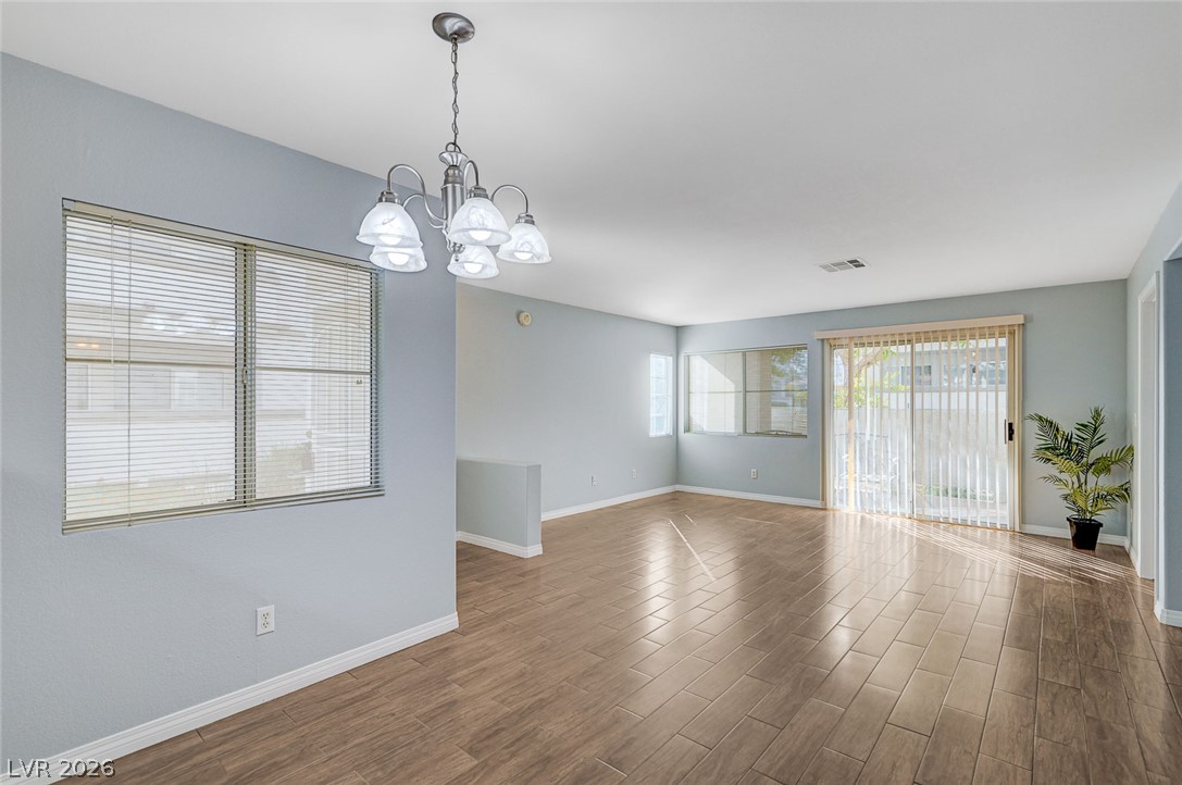Photo 14 of 40, 3125 N Buffalo Drive #1145