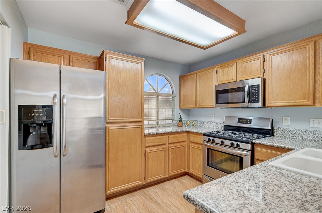 Photo 16 of 40, 3125 N Buffalo Drive #1145