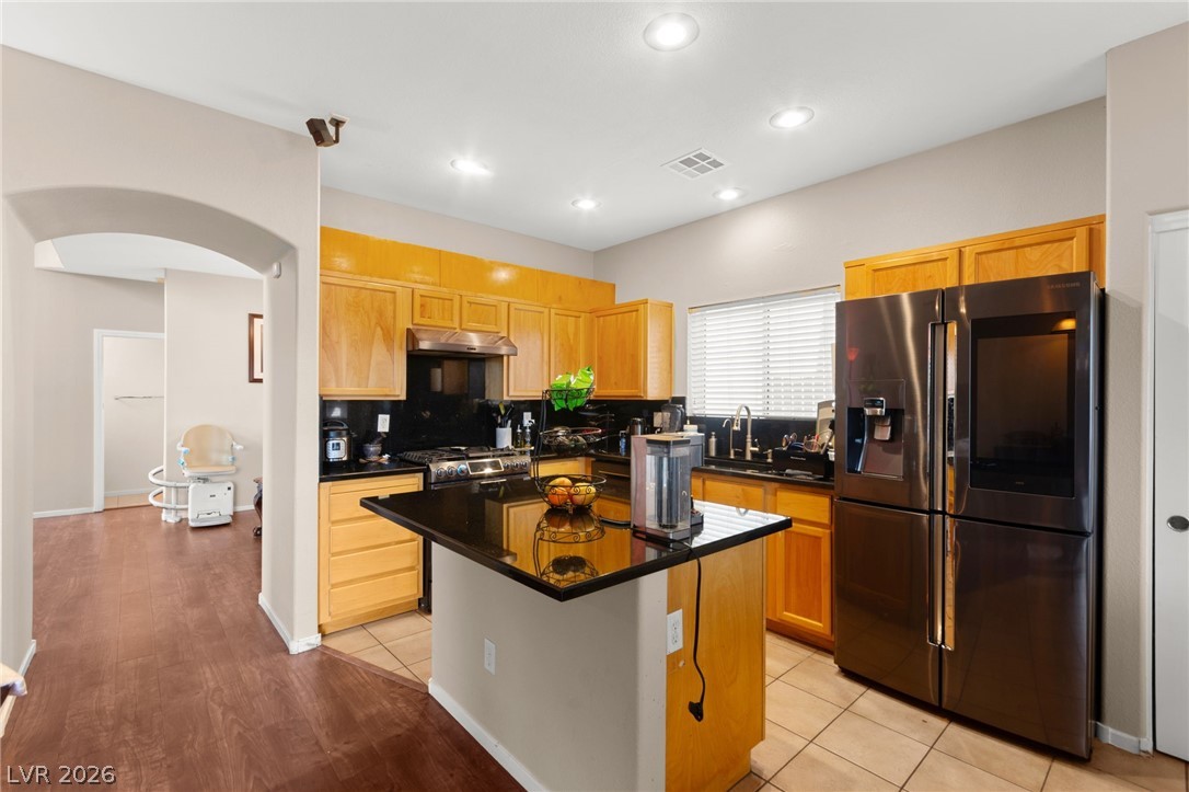 Photo 13 of 73, 855 Binbrook Drive