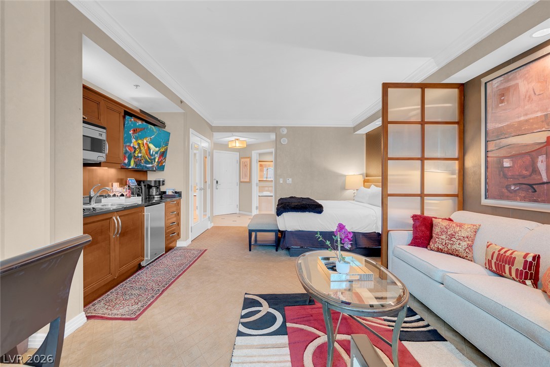 Photo 18 of 44, 145 E Harmon Avenue #2215