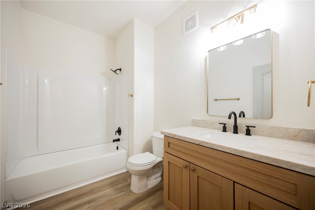 Photo 15 of 17, 7701 Constanso Avenue #104