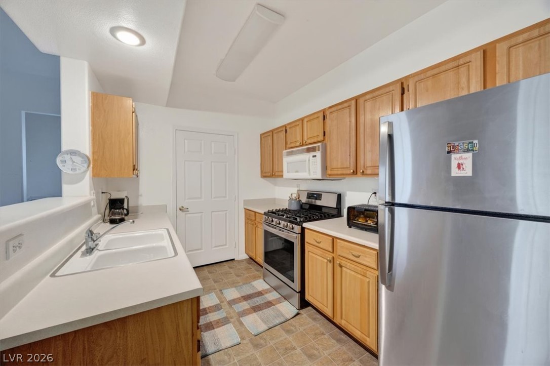 Photo 21 of 29, 8555 W Russell Road #2108